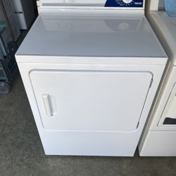 Good Deal Electric Dryer.