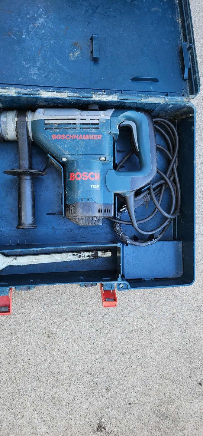Bosh Hammer Drill 