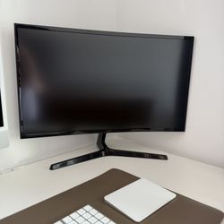 Samsung 27” Curved LED Monitor — Excellent Condition