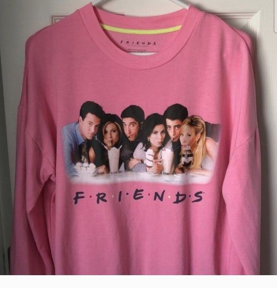 Women's Pink Fleece FRIENDS Sweatshirt Size Small 