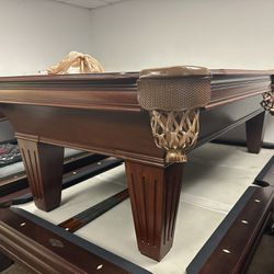 8’ Pool Table Great Condition
