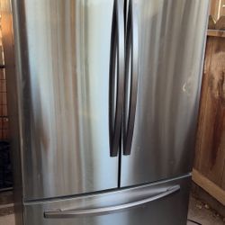 Refrigerator Used Like New 