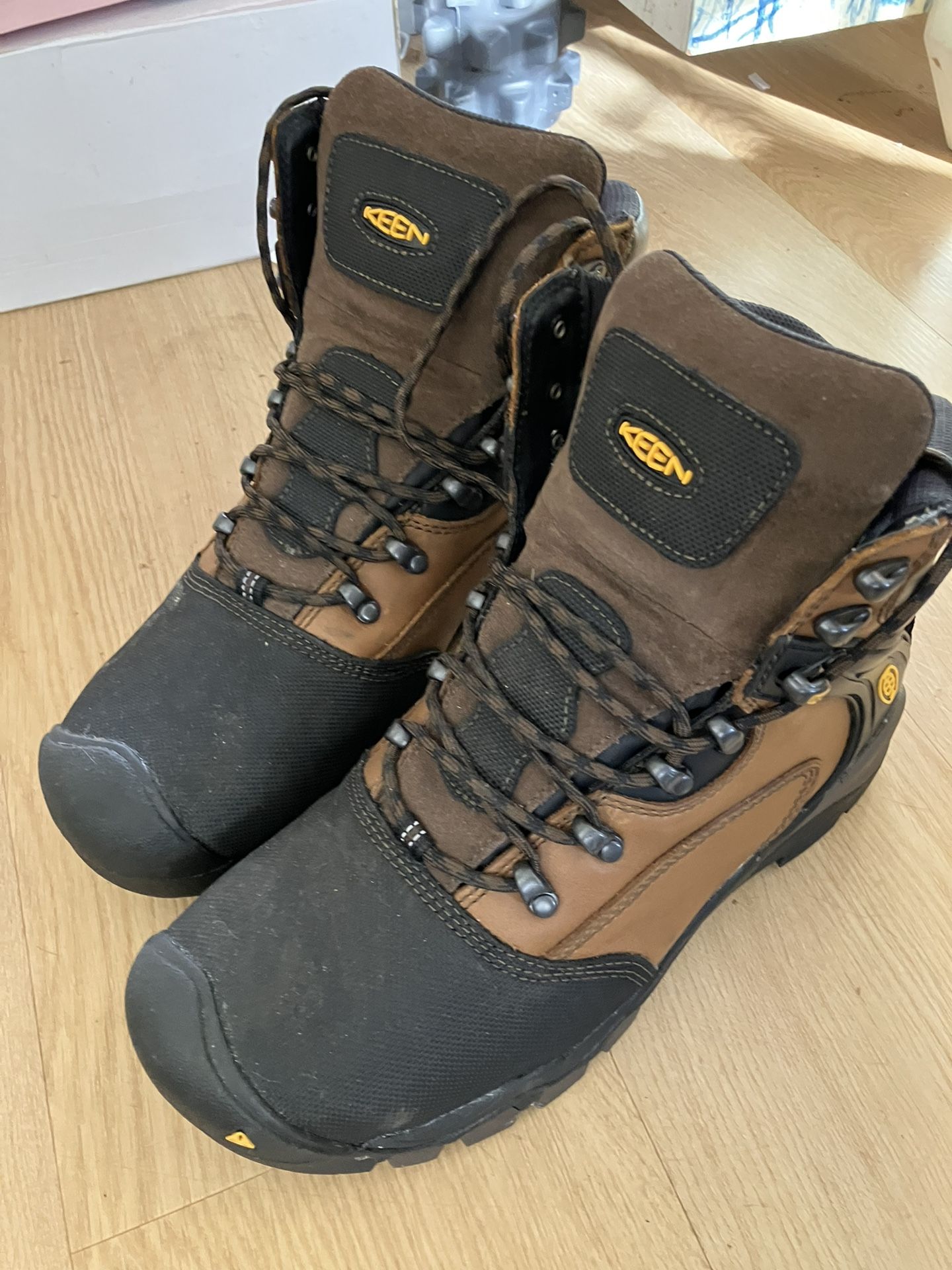 Keen Work/ Utility Steel Toe Metatarsal boots