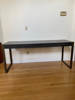 Large versatile table