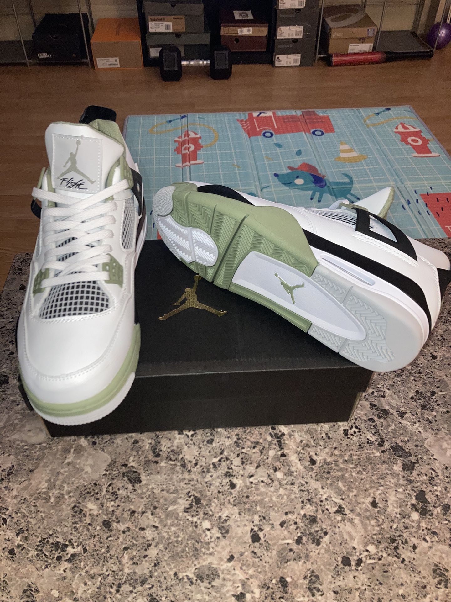 Retro 4’s $80 A Pair
