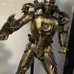 Iron Man Mark XXI By Hot Toys