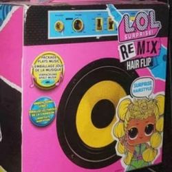L.O.L. Surprise! Remix Hair Flip Tots with Hair Reveal & Music Mini Figurine.