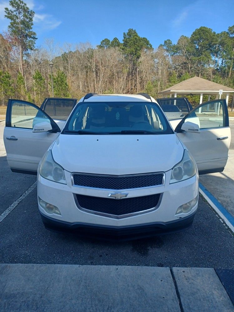2011 Chevrolet Traverse