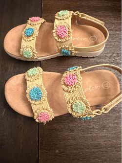 Girls sandals
