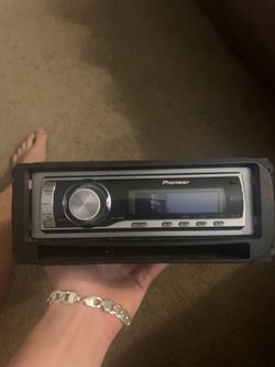 Pioneer radio