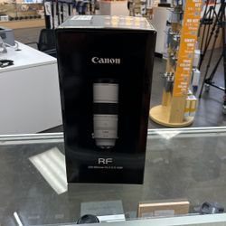 Canon RF 200-800mm Lens New