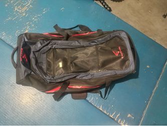 Easton Rolling Equipment Bag – Extra Large Capacity