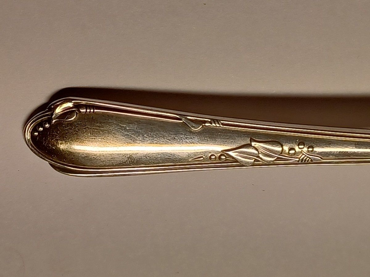 Vintage 82piece Wm A Rogers A1 Plus Stainless ONEIDA Ltd Meadowbrook