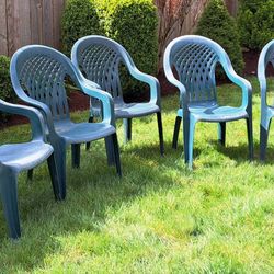 Free resin chairs