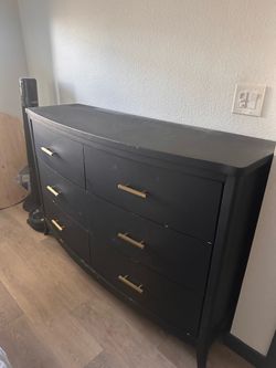 Black Dresser