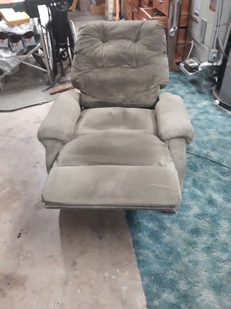 Power Lift Recliner