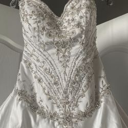 Maggie Sottero Wedding Dress