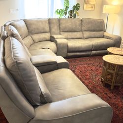 Ultimate Comfort! Massive Grey Reclining Sectional