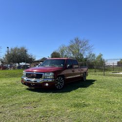 2005 GMC Sierra