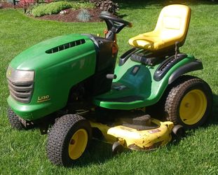 L130 John Deere 48" Deck