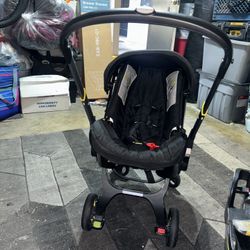 Doona Car Seat /stroller 