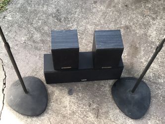 Pioneer/Yamaha Bookshelf Speakers