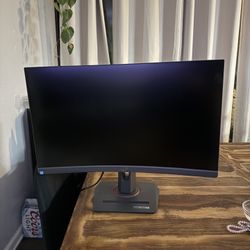 Gaming Monitor 240 Hz 1440p