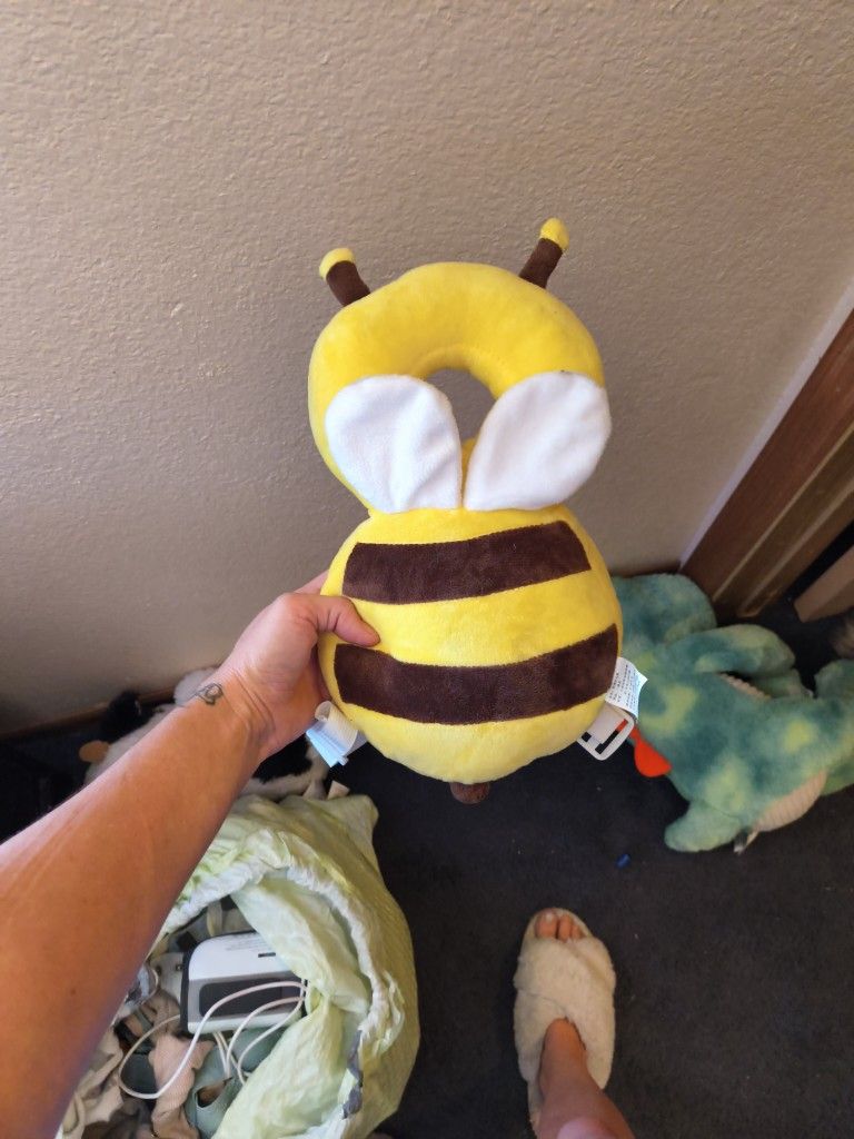 Bee Strap On Protection For Walking