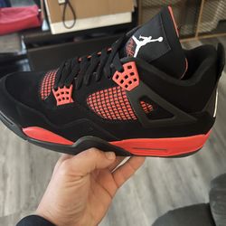 Jordan 4 