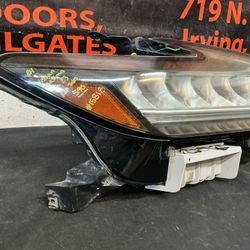 NISSAN MAXIMA 2019-2022 RH HEADLIGHT OEM 