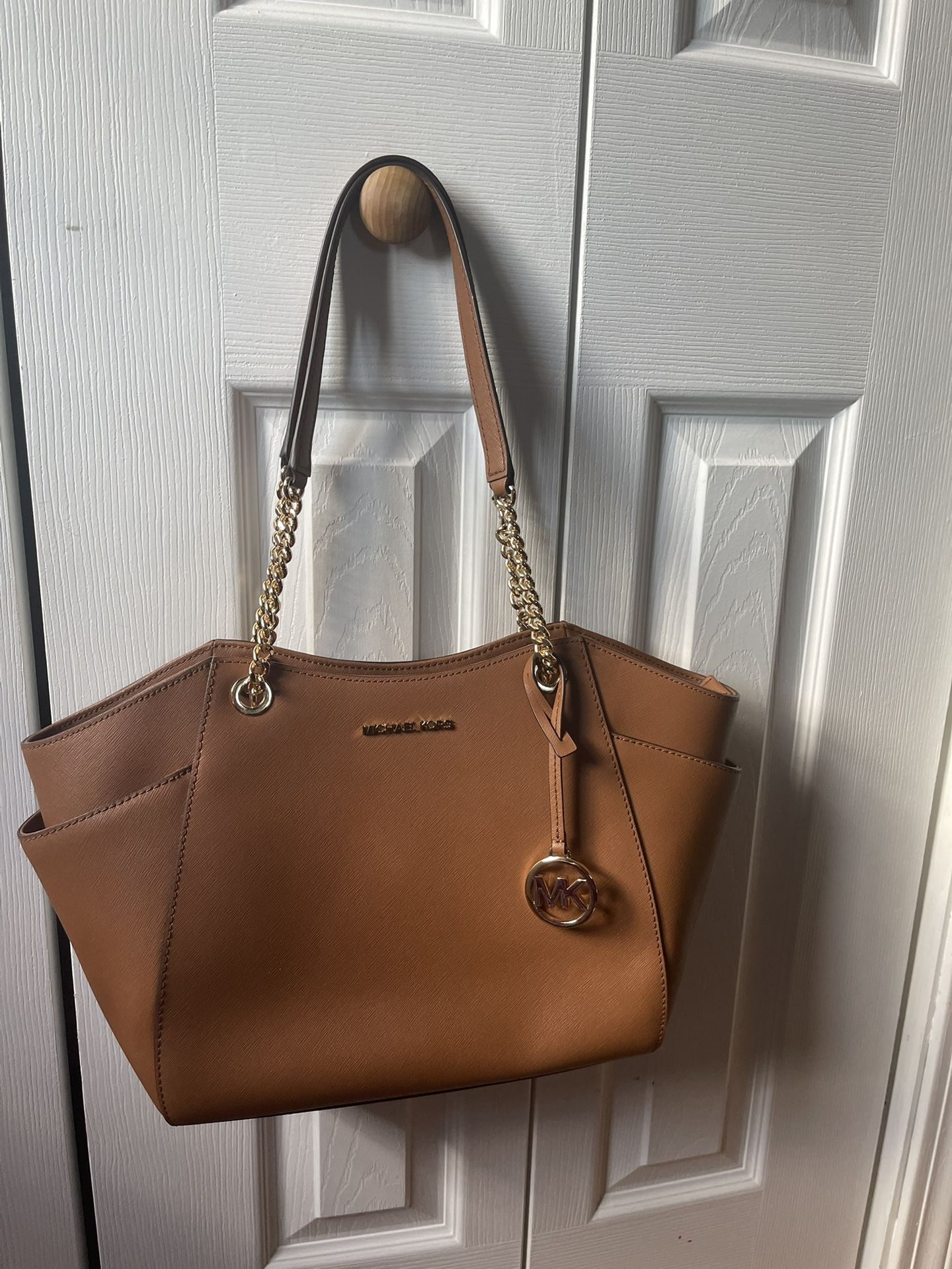 Authentic  Michael Kors 