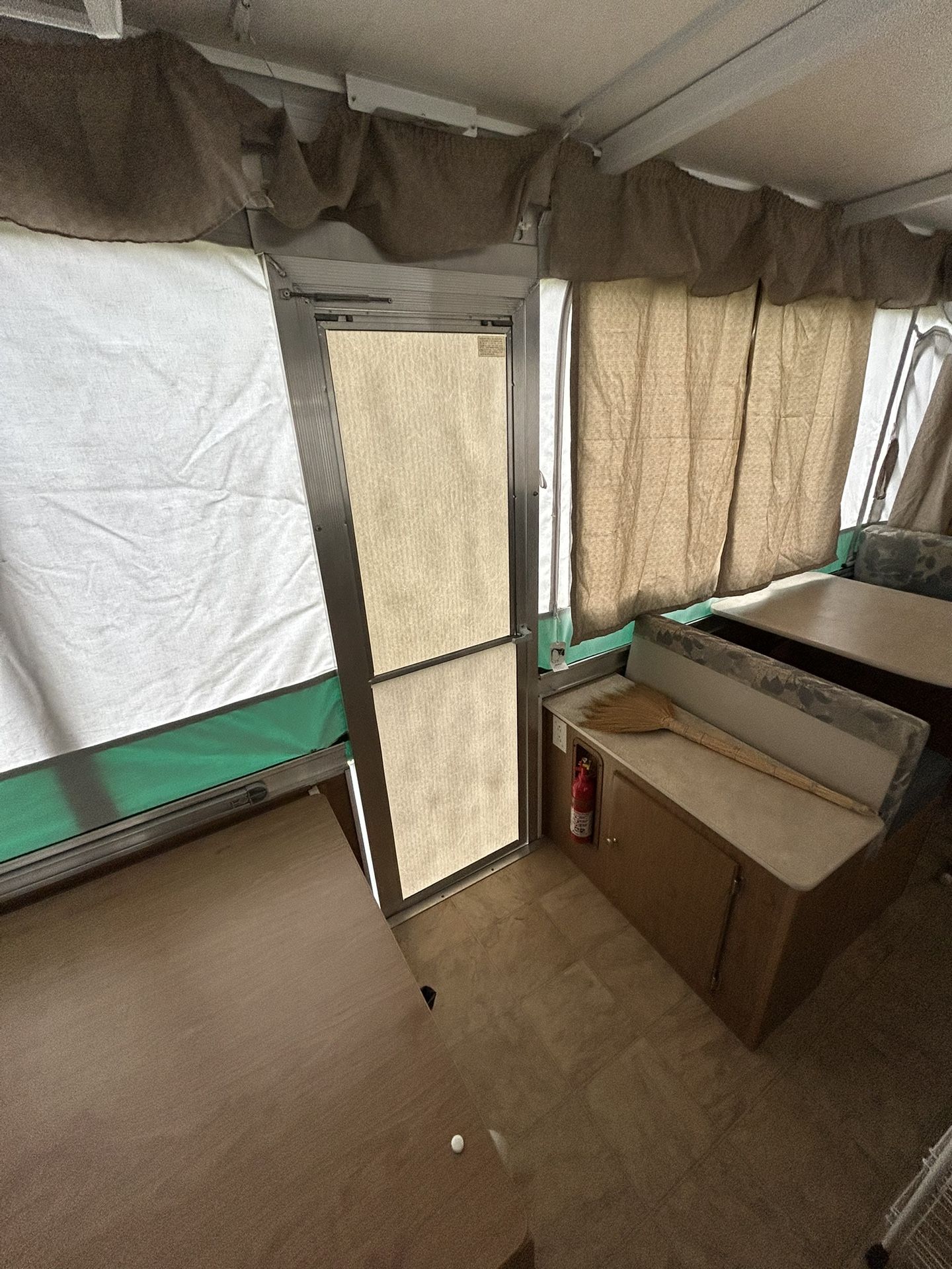 Fleetwood Pop Up Tent Trailer