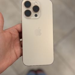 iPHONE 16 PRO BOOST MOBILE 