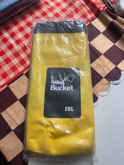 Folding Bucket 20L Yellow