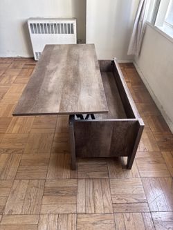 Lift-Top Coffee Table with Storage - Gray Wood