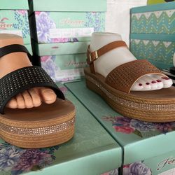 Beautiful Woman Shoes 3 Pairs For $20