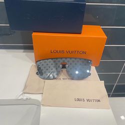 LV Waimea Black Sunglasses 