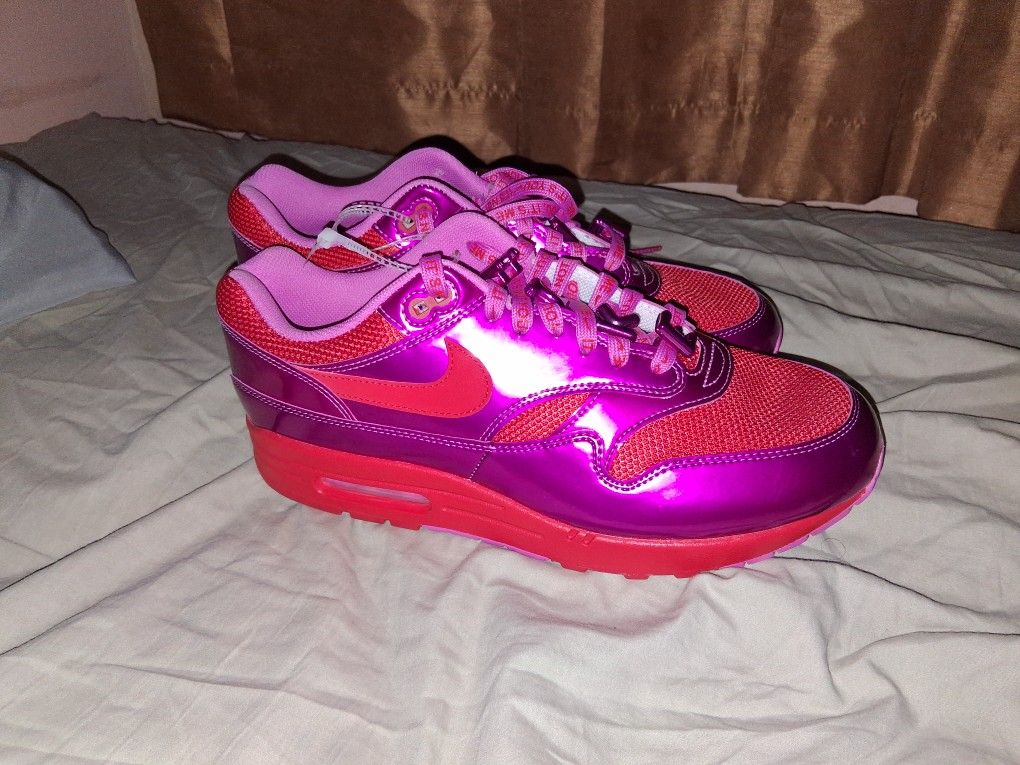 nike size 11 shoes valentine day premium 1