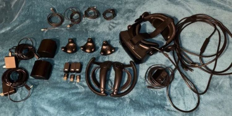 Valve Index PC VR Headset Full Kit PLUS 3.0 Vive Trackers