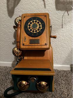 Vintage Thomas Collector's Edition Wooden Wall Phone (1927 Replica)