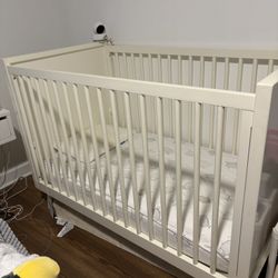 Pottery Barn Crib 