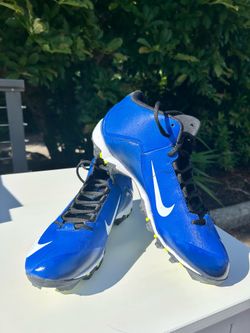 Football cleats