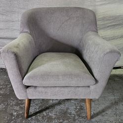 Flared retro accent chair