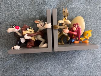 Looney Tunes Bookends "Collectable"