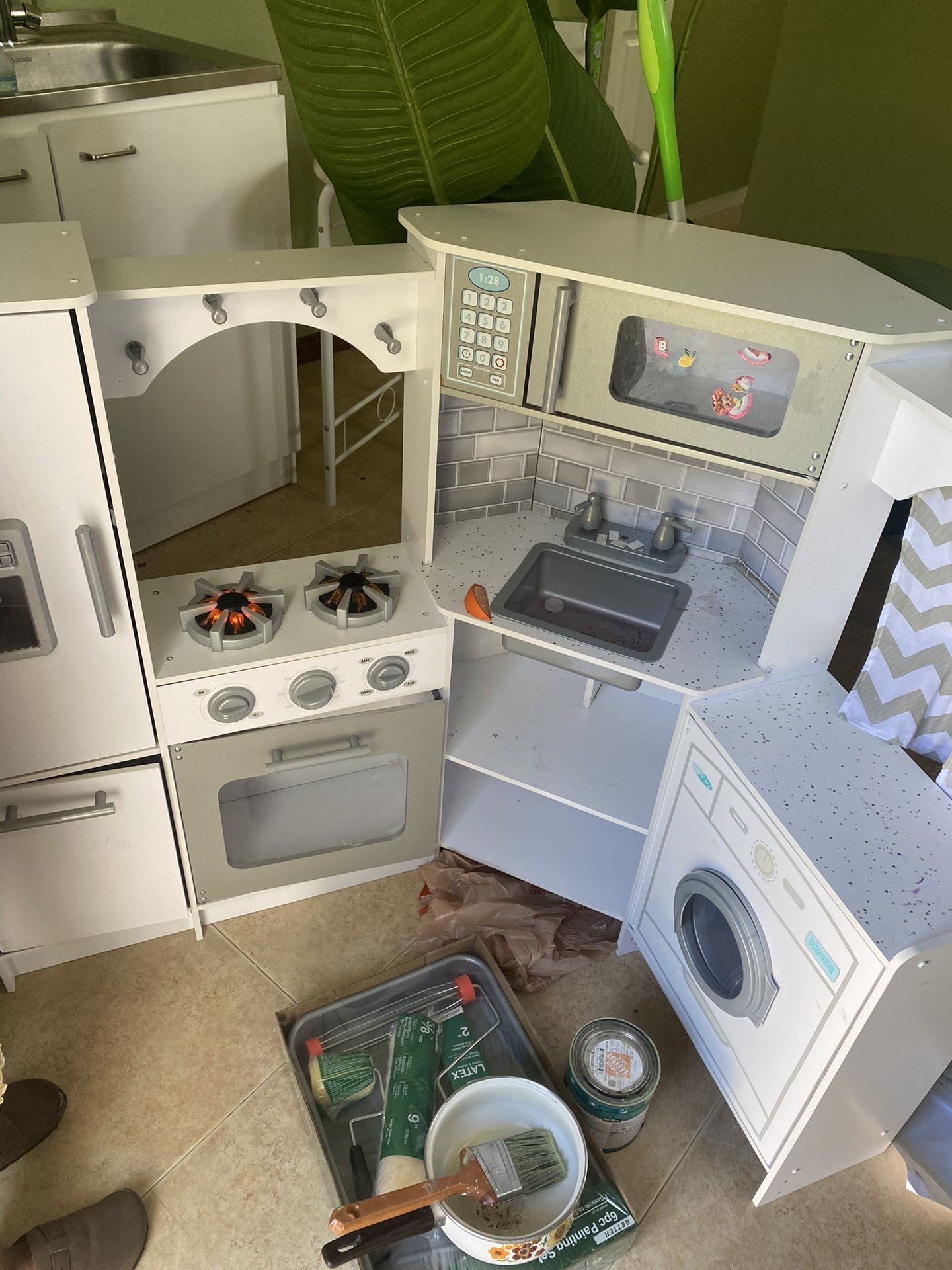 Kids play Kitchen Set