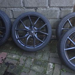 Ford Focus RS Tires