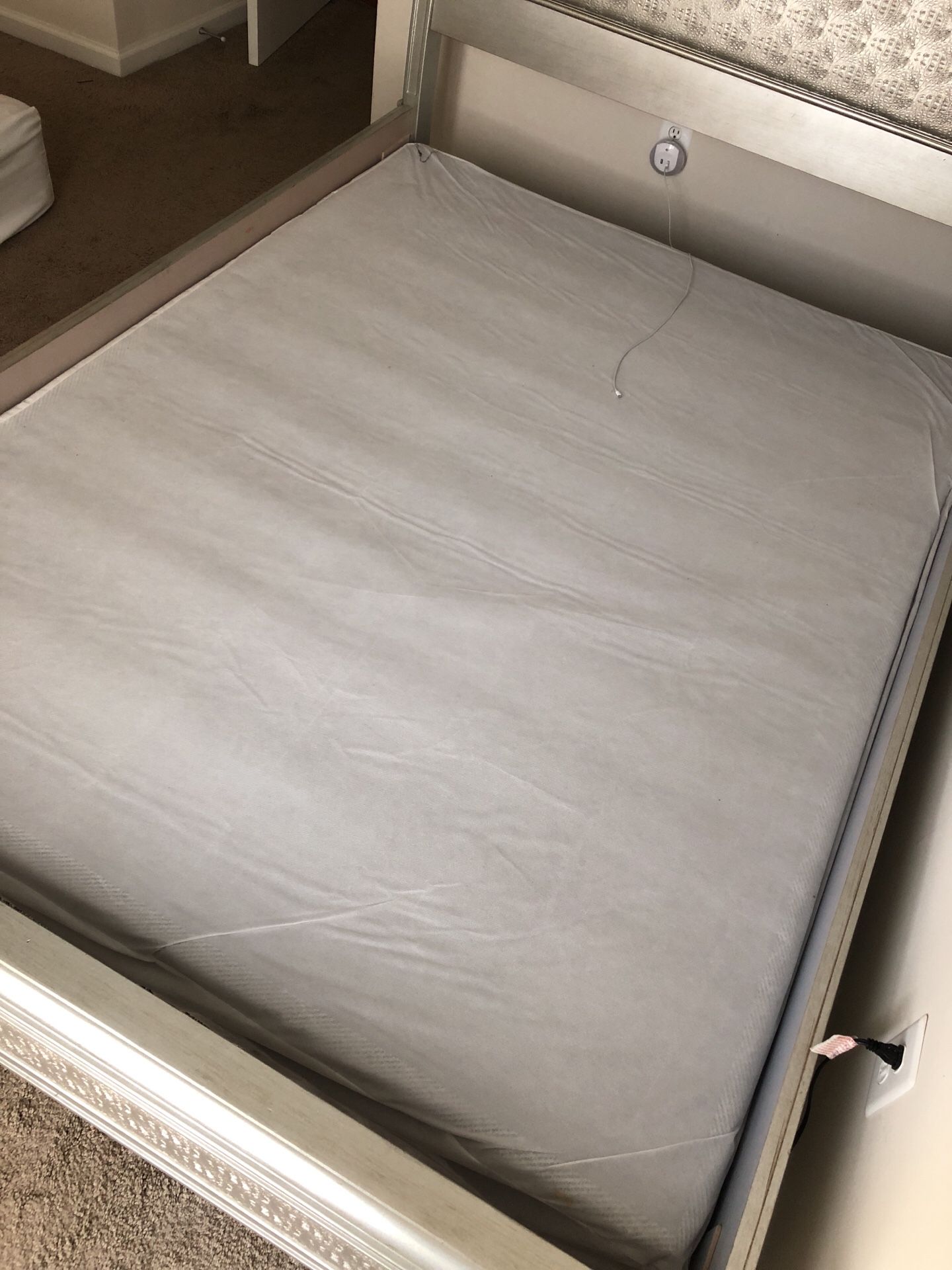 Queen Box Spring W Protector