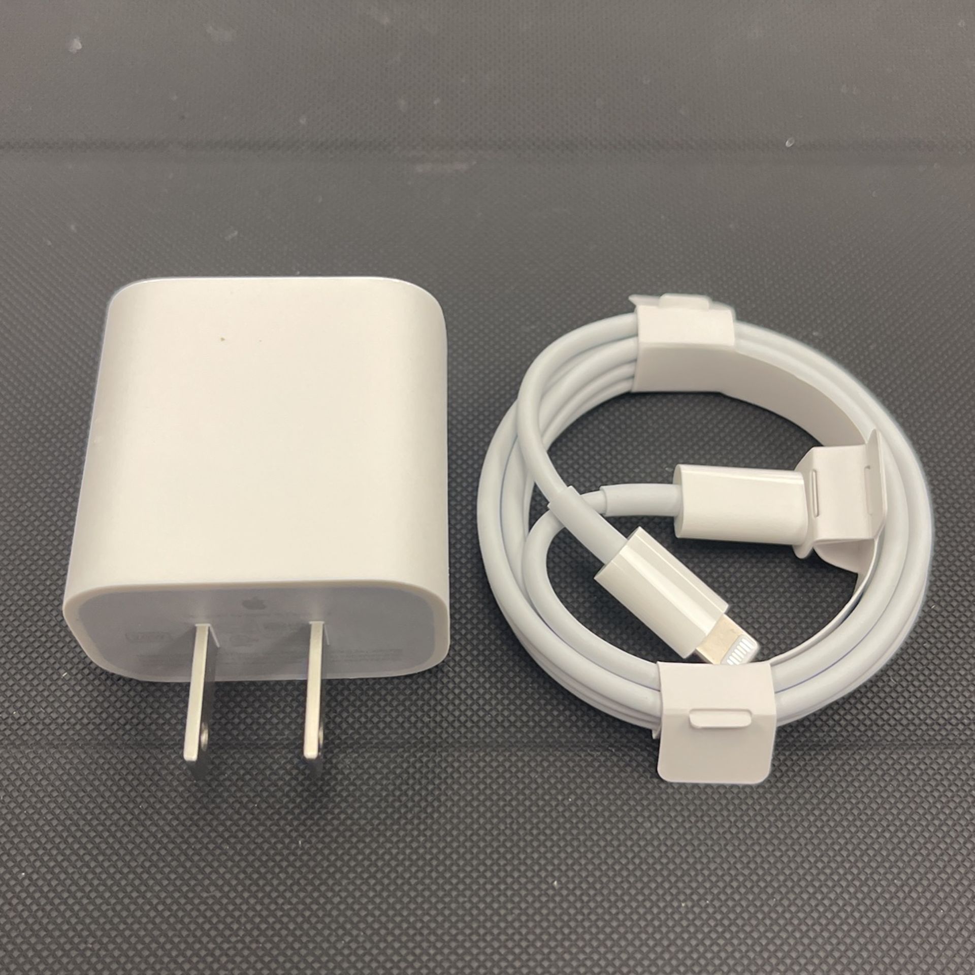 Genuine Apple USB C 20W Power Adapter Thunderbolt to Lightning Cable