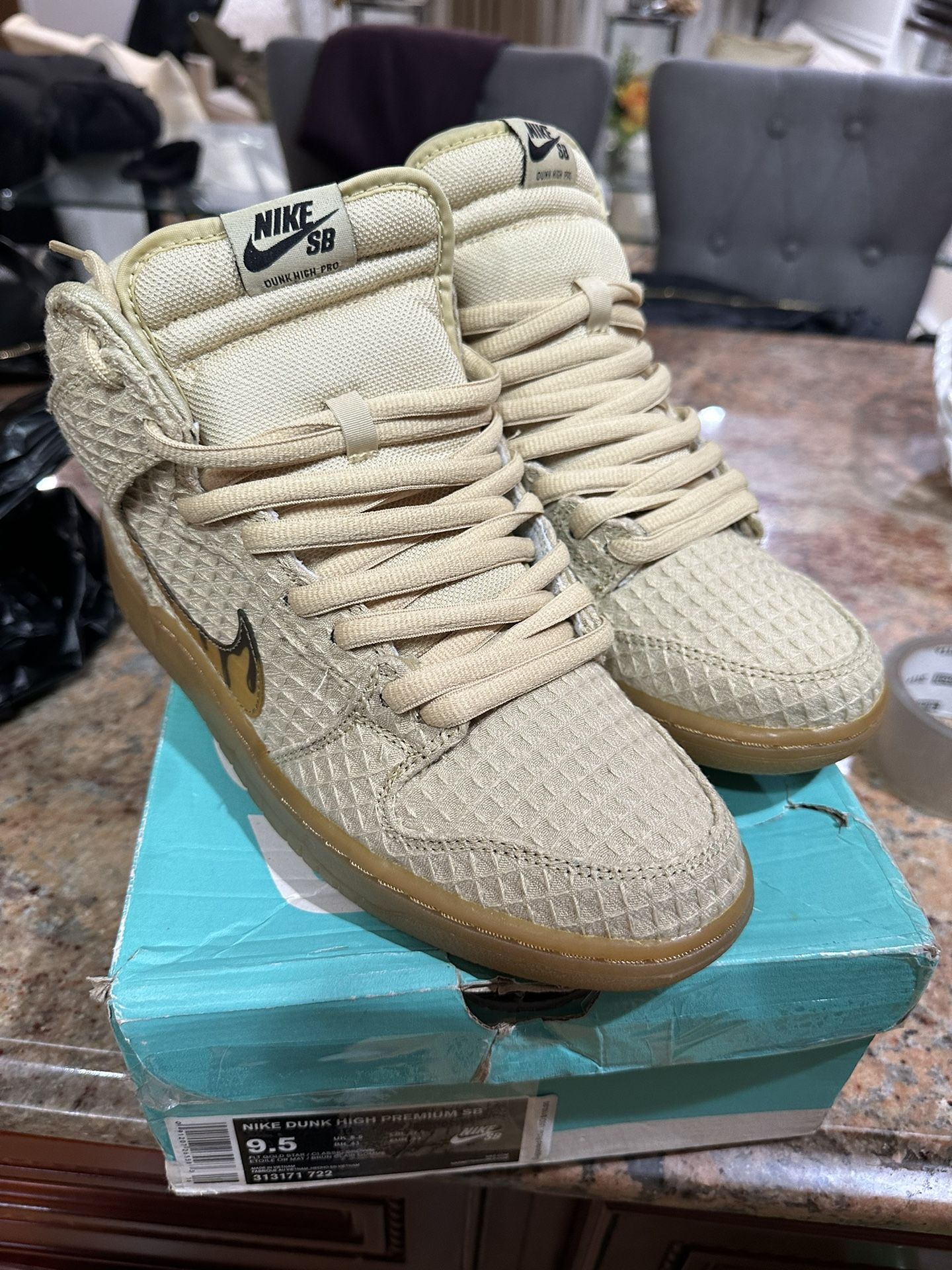 Nike SB Dunk High Waffle