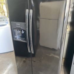 Refrigerator Frigidaire 